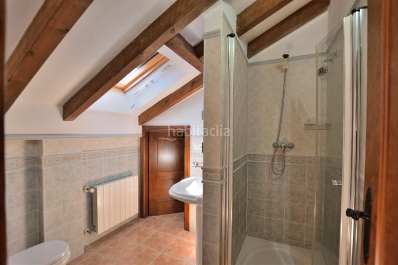 Foto d86a02c2-fa21-4076-b72f-2a0a579a87fb. Casa adossada amb calefacció aparcament a Montejaque
