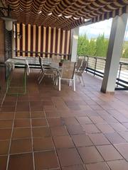 Casa aparellada a Guardia de Jaén (La). Magnifica casa para entrar a vivir.