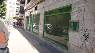 Local Comercial a Belén - San Roque. Local comercial esquina en avenida de granada con 312m2
