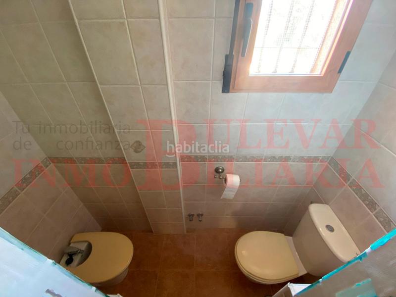 Foto 0b7a2202-5bf7-4efa-8076-9d10ba7de87c. Chalet bonito chalet en puente tablas. zona urbana en Jaén