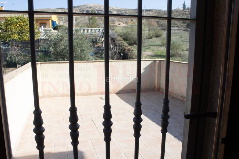 Foto 303f0776-d937-4360-803a-9a7f6fff6419. Chalet bonito chalet en puente tablas. zona urbana en Jaén