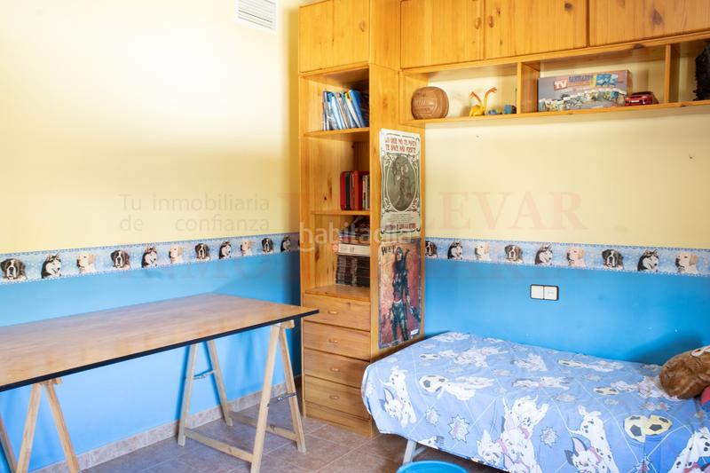 Foto ad1562ca-5fb0-4a37-a0d8-bf5d4284f4d1. Chalet bonito chalet en puente tablas. zona urbana en Jaén