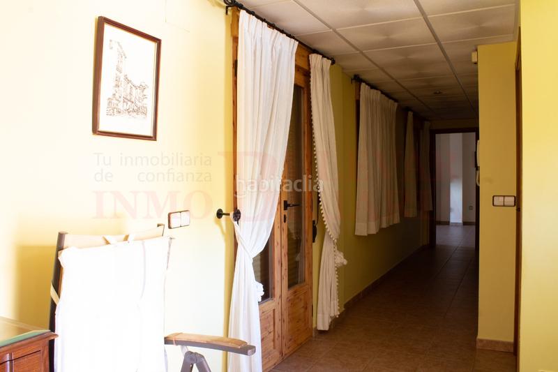 Foto bce13b52-5f47-40ed-acc6-d15138f3df07. Chalet bonito chalet en puente tablas. zona urbana en Jaén
