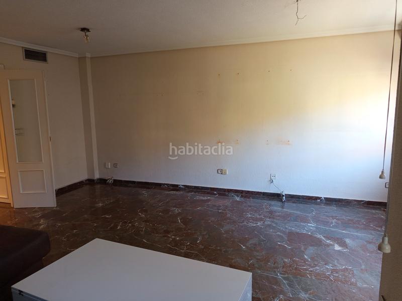 Foto ee5270fb-a704-4063-b666-59c59eb2c8b8. Etagenwohnung mit heizung in Hospital Jaén
