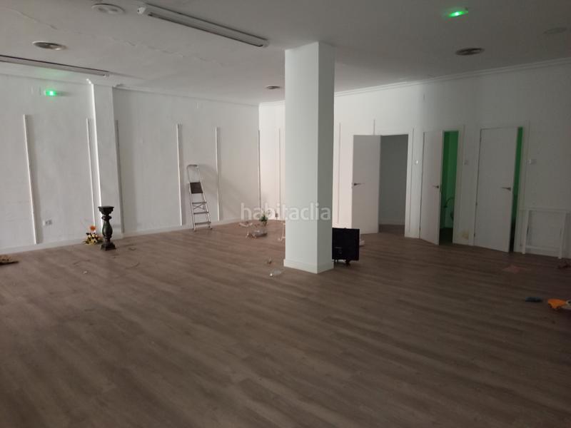 Foto 281e948c-755f-4c42-8706-ce4054094d1f. Lloguer local comercial a Hospital Jaén