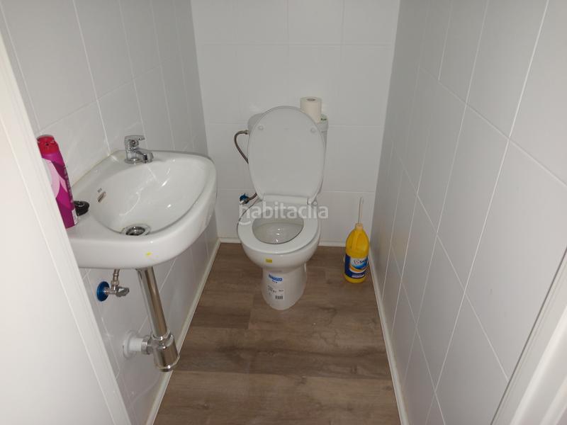 Foto c4d91f3a-1289-42d2-b22f-6755db6ee489. Rent business premise in Hospital Jaén