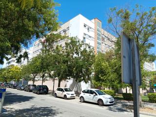 Pis  Calle felipe oya rodríguez. Piso vpo 2 dormitoios, en bulevar