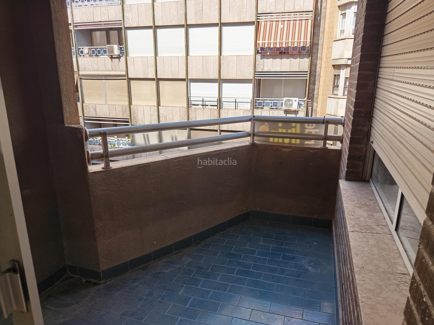 PISO PARA REFORMAR EN EL CENTRO DE JAEN CON GARAJE Jan