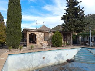 Chalet  Calle américa. Chalet en mancha real de piedra