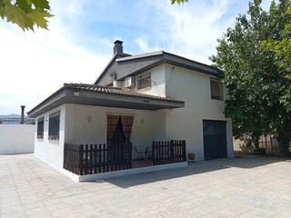 Mas à Puente Tablas - Puente Nuevo - Cerro Molina. Casa rustica con nave parcela y cuadras en puente tablas
