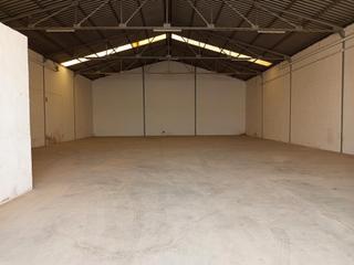 Alquiler Nave industrial en Renfe - Bulevar 1ª y 2ª Fase. Nave en poligono de los olivares con 400m2