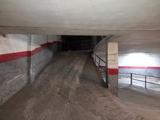 Aparcament cotxe a San Bartolomé - Millán de Priego