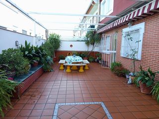 Maison à Renfe - Bulevar 1ª y 2ª Fase. Casa unica con doble parcela en bulevar