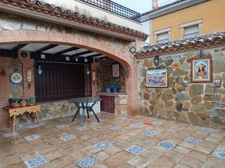 Casa en Peñamefecit - Avda Barcelona. Encantadora casa en el centro de jaén