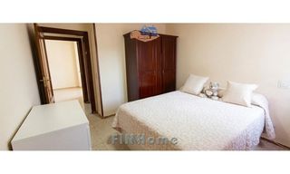Pis a Triana Oeste. Piso en venta en triana con ascensor  terraza, orientación sur y