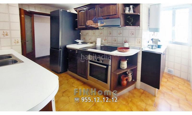 Foto 40d86318-89ea-477d-928d-c2e24c306985. Piso gran piso en triana 4 dormitorios. trastero y ascensor. garaje opc. en Sevilla
