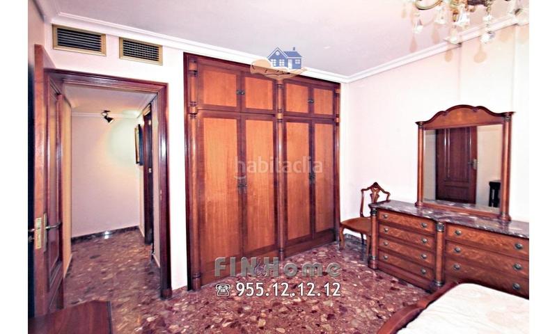 Foto 830c3cb6-1dda-4c5e-ae0e-c79d215143bb. Piso gran piso en triana 4 dormitorios. trastero y ascensor. garaje opc. en Sevilla