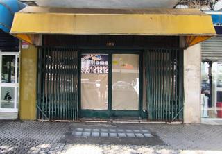 Location Local commercial à Triana Oeste. Local comercial en triana. zona santa cecilia.