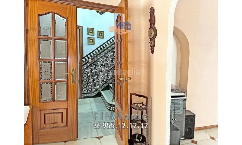 Foto 1172ddc0-5577-4315-ab34-4e77257d51fc. Maison dans Triana Este Sevilla