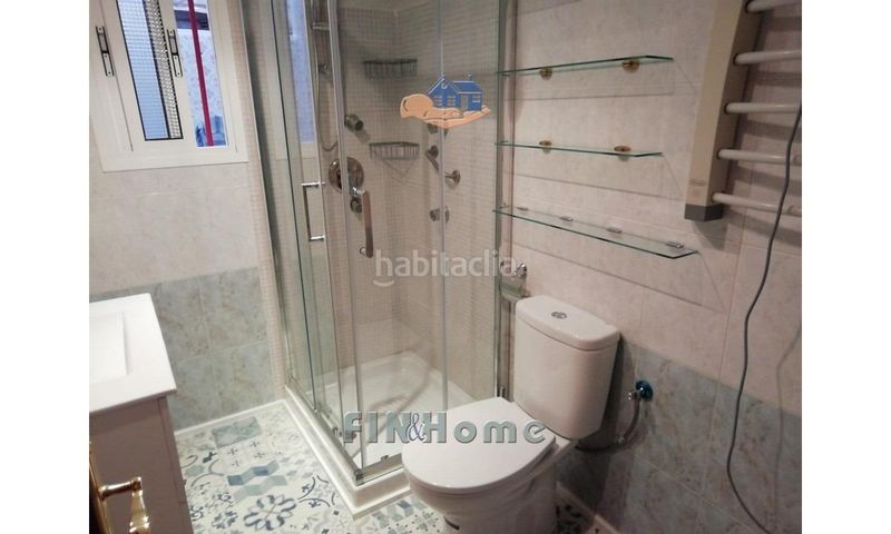 Foto cf16cae5-bb40-4551-955c-ff8472edb076. Rent flat with heating in Triana Oeste Sevilla