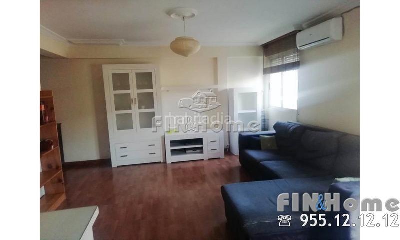 Foto 27cb8fe9-d3f7-4693-bf61-3220aca45b80. Rent flat in Triana Oeste Sevilla