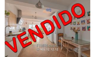 Attique à Triana Oeste. Precioso piso en venta sevilla. reformado y con amplia terraza.
