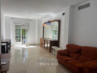 Location Appartement  Calle calle san jacinto. Luminoso y amplio piso en calle san jacinto