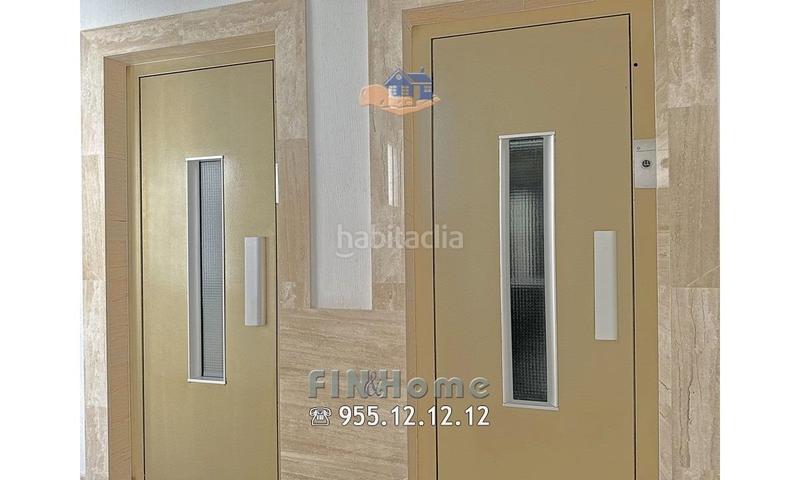 Foto 9a98db5d-9e9b-49d2-8a4a-6d81f06118d6. Piso  en venta en triana calle pagés del corro junto a evangelista, 3 dormitorios, 2 ascensores, luminoso y con terrazas en Sevilla