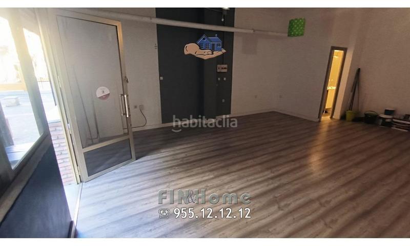 Foto 4788663d-b8b3-4fc7-833b-d2dff4f994f3. Alquiler local comercial  en triana calle evangelista en Sevilla