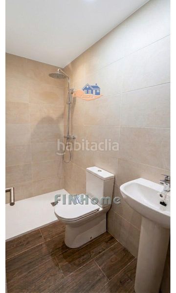 Foto 0070a867-e56f-4907-9a25-7702030ccede. Pis amb calefacció a Barrio León Sevilla
