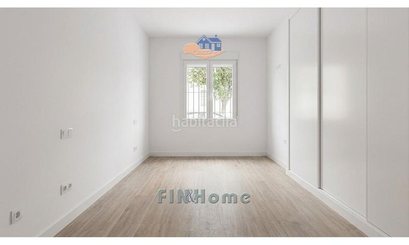 Foto 425e594b-ce5c-4c61-a3e9-0d56a87a85de. Pis a Barrio León Sevilla