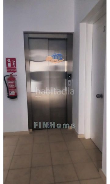 Foto 98ba43b9-de5d-4d32-8a48-ad5c0812b45c. Pis a Barrio León Sevilla