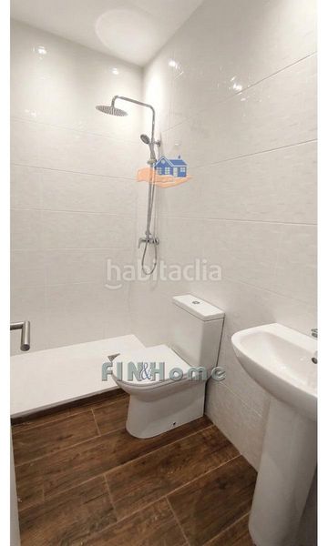 Foto a28aac79-7781-4c9b-b1e6-340c6b02b984. Pis a Barrio León Sevilla