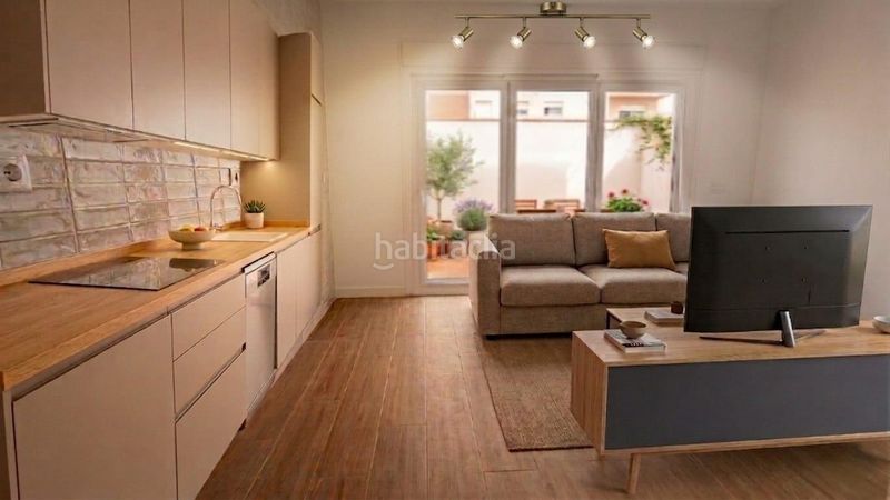 Foto ab04895a-108f-484a-ad50-144f1e7b8d88. Pis a Barrio León Sevilla