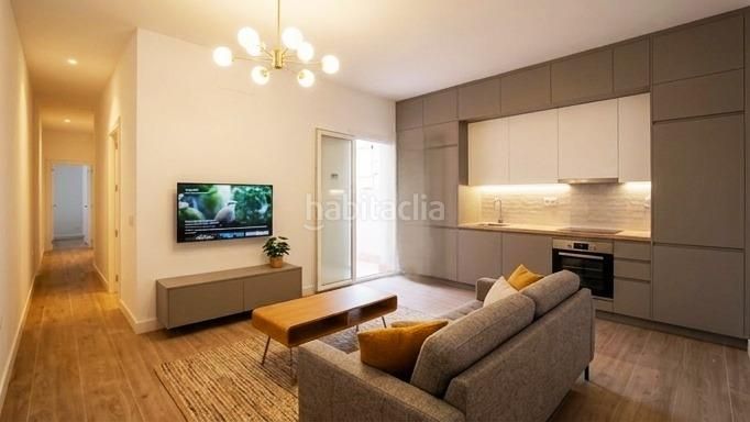 Foto b5b1347d-a04d-468d-a5bc-18ef80d7c8c9. Pis a Barrio León Sevilla