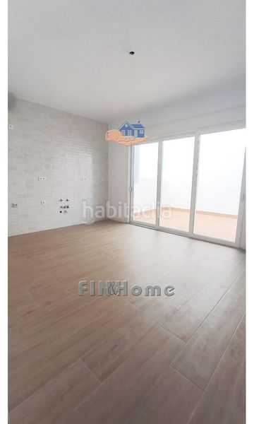 Foto ce25e0dd-61cc-42f7-a3d5-45f8b5e5ead7. Pis a Barrio León Sevilla