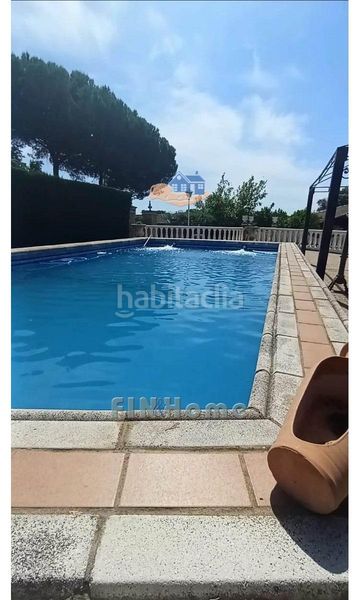 Foto 44fb777f-9ada-4b01-a608-ae9948297728. Xalet amb aparcament piscina a Gerena