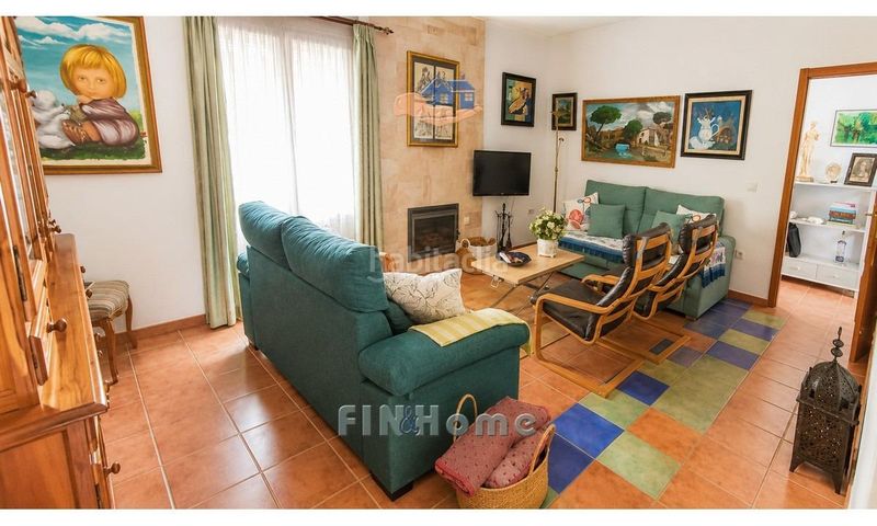 Foto a112a1bd-c866-4390-9a69-65063e1fa222. Xalet amb aparcament piscina a Gerena
