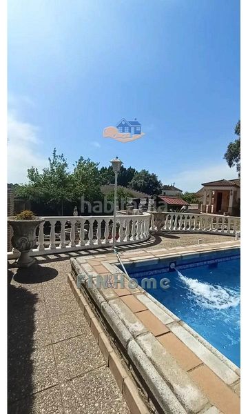 Foto d83911a4-bfd9-433d-ab07-000c710b9151. Xalet amb aparcament piscina a Gerena