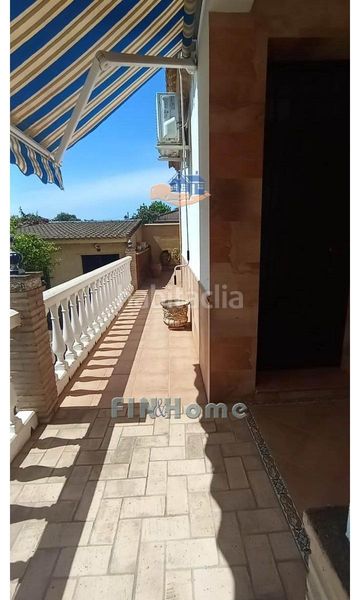Foto e134c56e-a9c1-446a-bbc4-389cb7135d75. Xalet amb aparcament piscina a Gerena