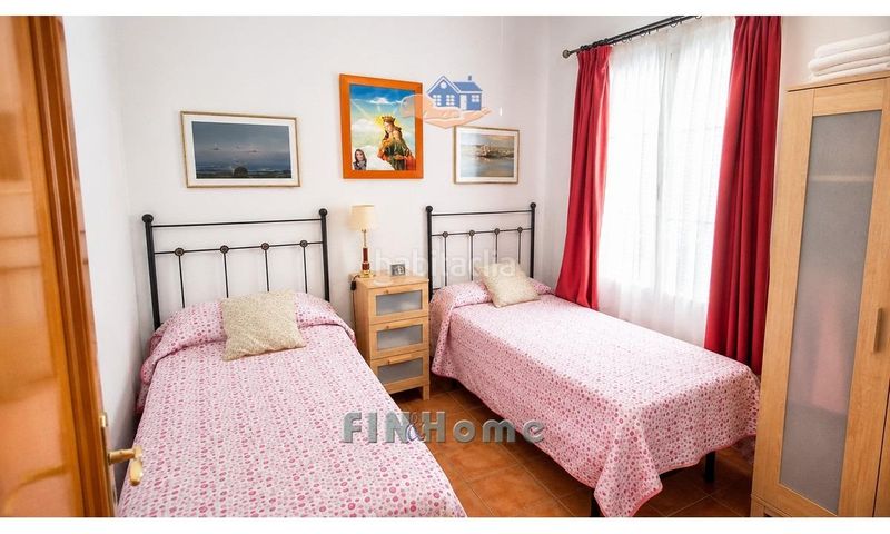 Foto f59d4f53-2ed6-4874-987a-d6a4a7efcd1c. Xalet amb aparcament piscina a Gerena