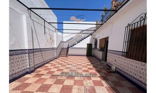 Reihenhaus in Umbrete. Casa adosada en umbrete. espacio, funcionalidad y excelente cone