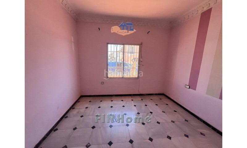 Foto 695eb129-573d-4c59-af25-02b02bb2c7ae. Casa adossada a Umbrete