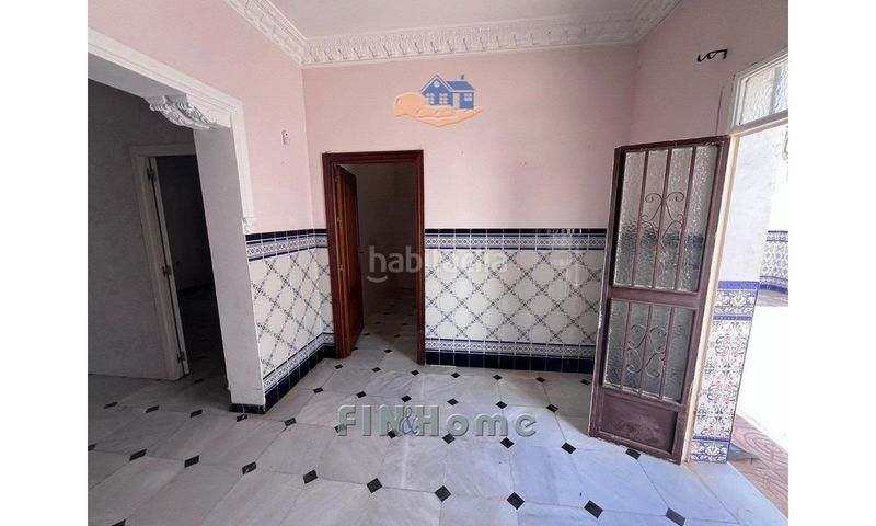 Foto 7a6fa959-6717-4e78-94ae-952f14064eae. Casa adossada a Umbrete