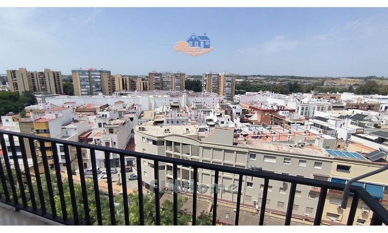 Foto ea1d85ed-57e8-42fb-95ce-b3b312b4cb39. Pis a Triana Oeste Sevilla