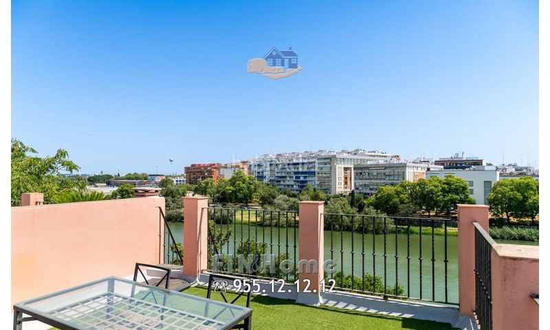Foto 03ee6367-793a-45c9-b11c-1957f6425c17. Lloguer àtic amb calefacció a Triana Casco Antiguo Sevilla