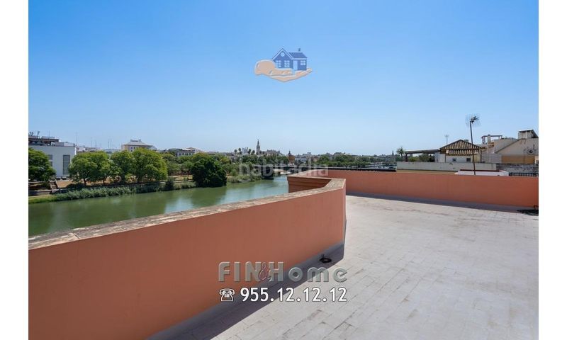 Foto 696a1852-8e8f-4881-b0fb-255df5442d8d. Lloguer àtic amb calefacció a Triana Casco Antiguo Sevilla