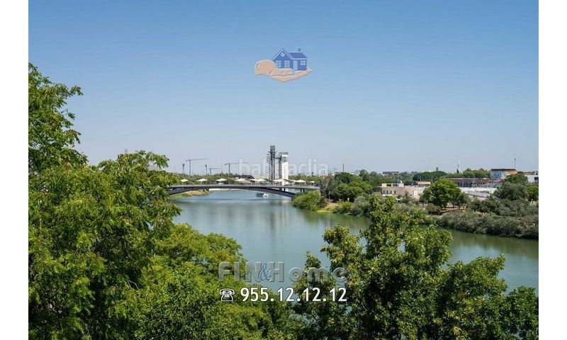 Foto 818d7de9-dc3e-4ed5-8d9a-19a2306be322. Lloguer àtic amb calefacció a Triana Casco Antiguo Sevilla