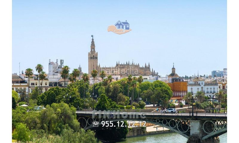 Foto b7b22384-eee9-479f-87b0-9f605891ae93. Lloguer àtic amb calefacció a Triana Casco Antiguo Sevilla