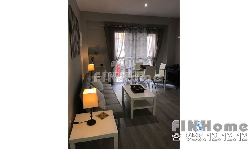 Foto e0e7a31b-6e42-4350-bfbb-cc43b1325fb7. Rent flat with parking in El Torrejón - El Cerezo Sevilla